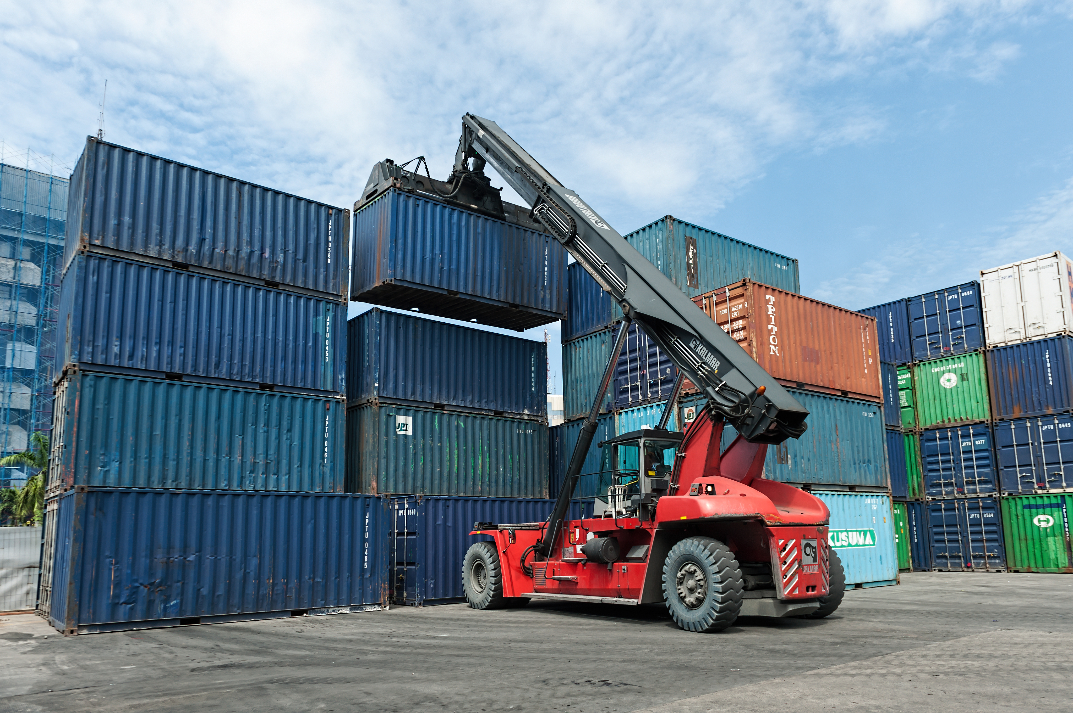 Reach Stacker